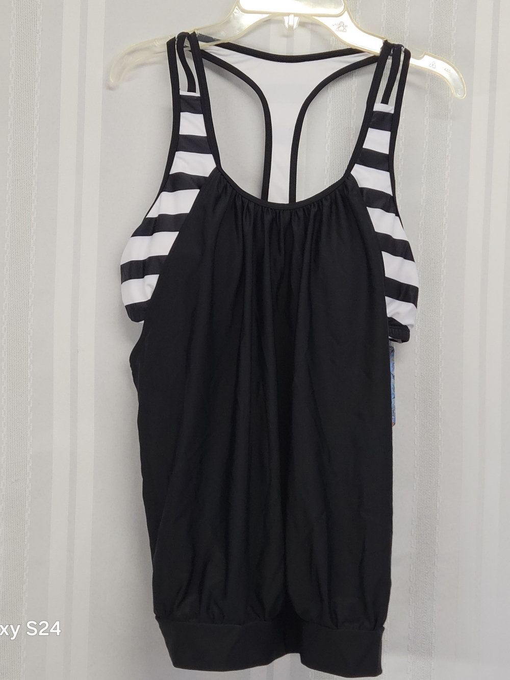 YONIQUE Black Swimsuit with Striped Back SIZE LARGE